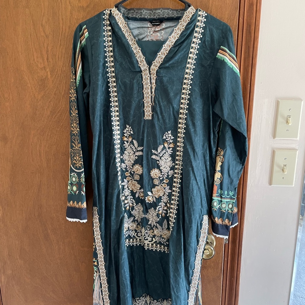 Sapphire Pakistani 3 piece suit